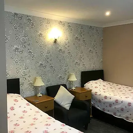 The New 2* York