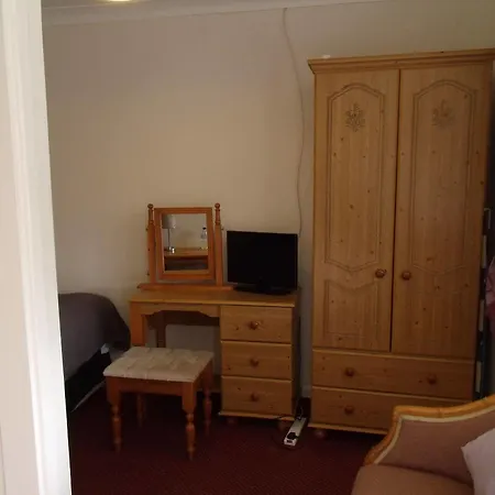 The New Motel